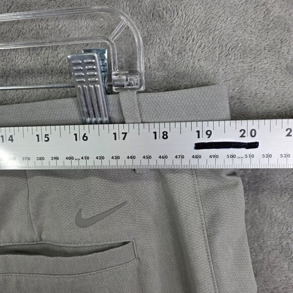 Mens Nike Gray Golf Shorts Dri Fit Polyester Spandex Stretch 8.5" Inseam Size 38 - Picture 7 of 10
